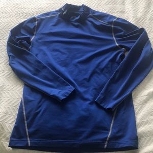 One medium Long Sleeve Under Armor ColdGear